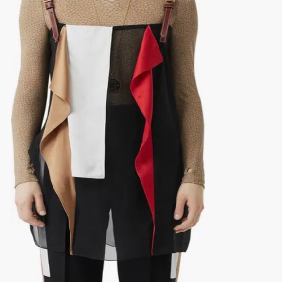 Burberry - Picture 6 of 17